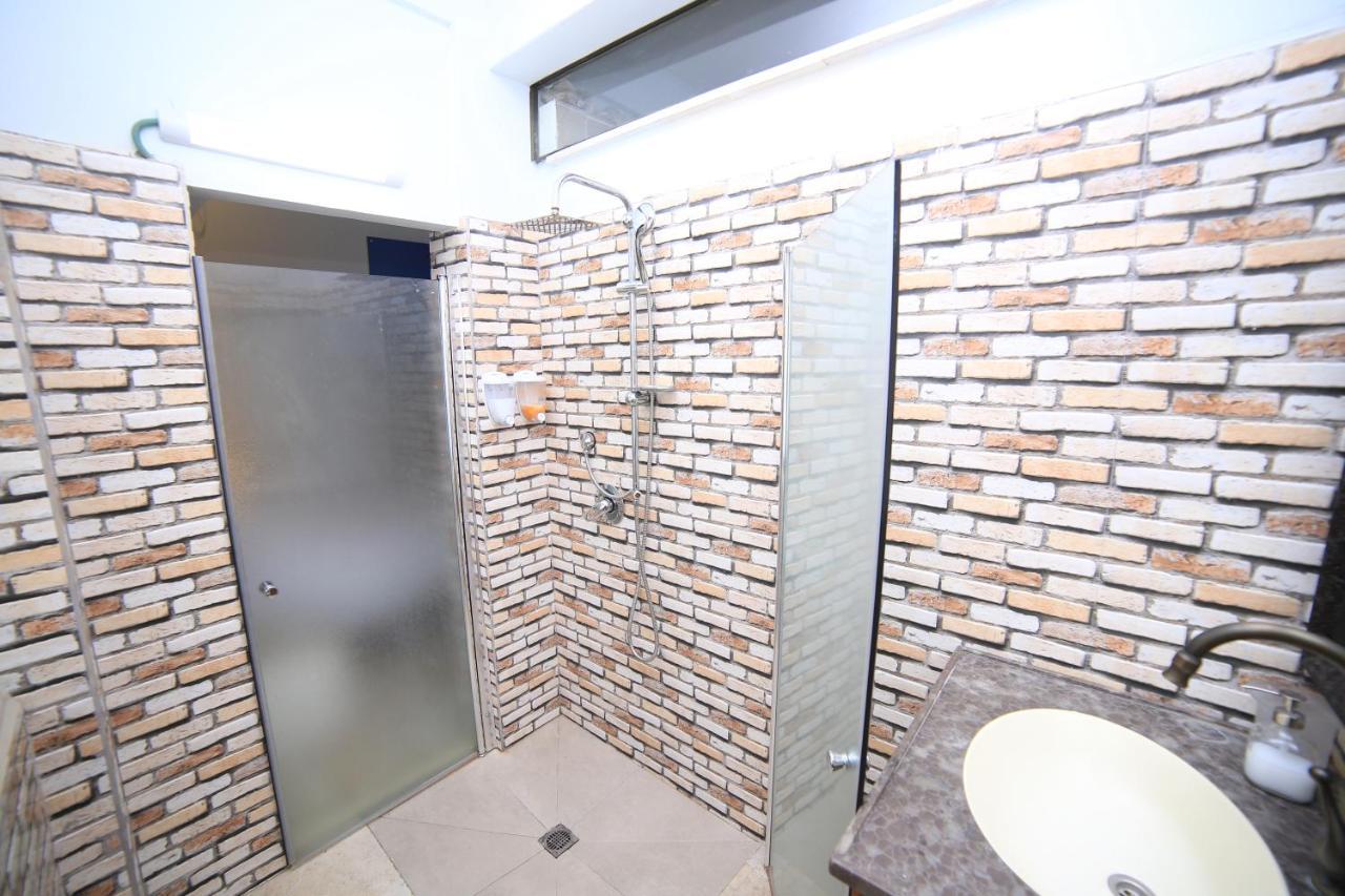Ahuzat Shaul - Studio Hotel Hadera Eksteriør billede